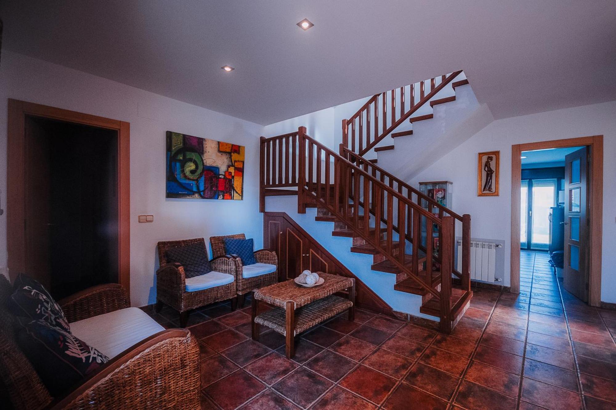Villa Tiviti Oviedo Exterior photo