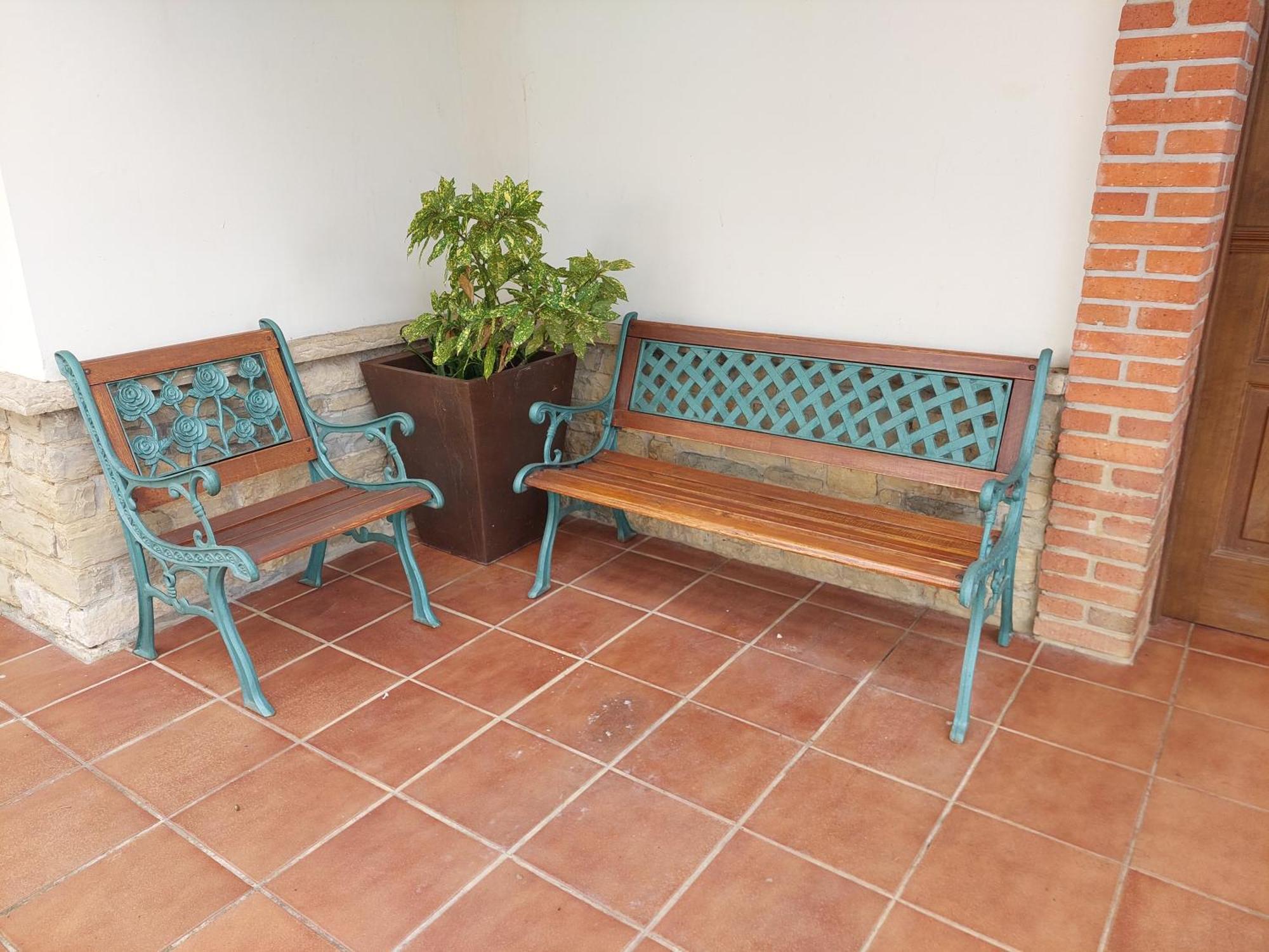 Villa Tiviti Oviedo Exterior photo